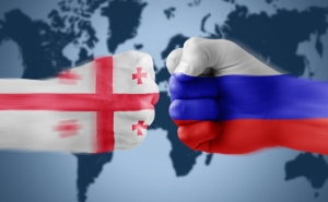 Премьер Грузии: Тбилиси планирует путем диалога урегулировать отношения с Россией