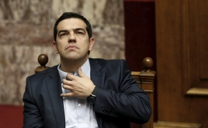 Парламент уполномочил Ципраса подписать соглашение