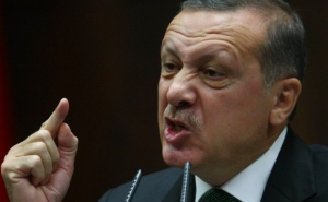 Erdogan Threatens Academics over Kurdish Issue
