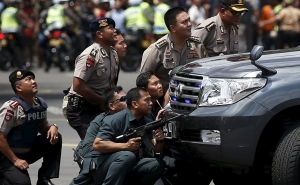 Президент Индонезии назвал взрывы в Джакарте "актом терроризма"