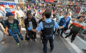 Migrants from Syria and Eritrea Institute Legal Proceedings against German Migration Office