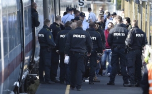 Denmark to Legally Seize Migrants Valuables Worth €1,300