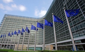 EC Criticized Greece for Seriously Neglecting Its Obligations