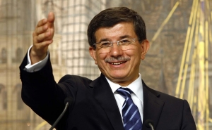 Премьер Турции призвал курдов ''объединиться''
