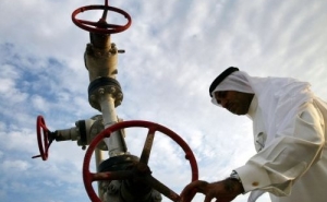 Саудовская Аравия может поддержать ограничения на добычу нефти