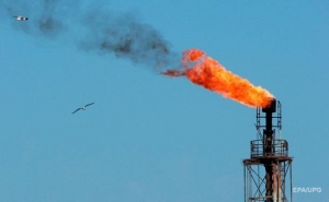 Нефть дешевеет: ОПЕК не смогли ограничить добычу