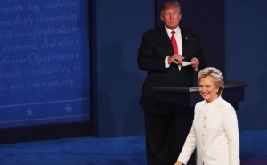 CNN: Клинтон одержала победу над Трампом в теледебатах