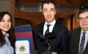  Cem Ozdemir and the Entire German Bundestag Awarded for Recognition of the Armenian Genocide (VIDEO)