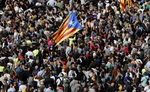 Объявление независимости для Каталонии невыгодно: власти Испании