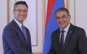Armenia is the bearer of European values and ready to negotiate : Babloyan