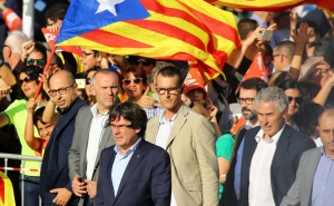 13 Officials and Catalan Leader Ordered to Appear in Spain's High Court