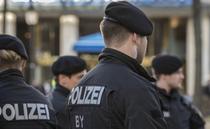 В Дюссельдорфе во время разгона демонстрации курдов пострадали 15 полицейских