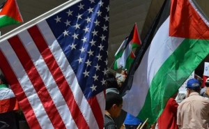 Palestine Freezes Contacts with the US