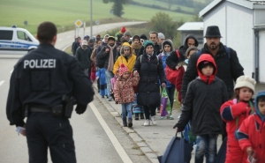 Germany Offers to Pay Migrants to Go Home