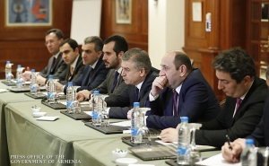  Prime Minister Discusses Prospects of Investment Programs with Lebanese Businessmen 