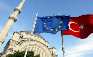  The EU Unlocks the Second 3 Billion Euro Tranche to Turkey 