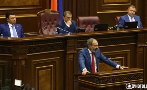  Никол Пашинян: Саргсян и Кочарян могли вести переговоры от имени Карабаха, а я - нет 