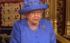 Queen Elizabeth II Approves Brexit Law