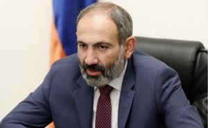  Пашинян: серия ''политических самоубийств'' в Армении все еще продолжается 