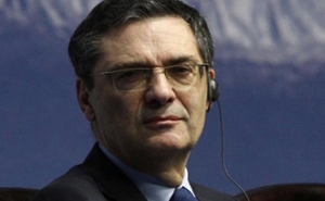 Патрик Деведжян - адвокат Ширака и друг Саркози: армянин, который защищал в суде бойцов ASALA и Монте