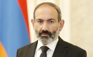 Nikol Pashinyan Offers Condolences to Hassan Rouhani
