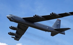 Стратегический бомбардировщик США B-52 пролетел у границ РФ