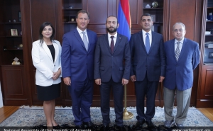  В Вашингтоне Арарат Мирзоян встретился с представителями армянских организаций США 