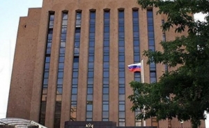  Заявление главы комиссии по ТВ и радио об угрозающих безопасности Армении российских каналах вызвало недоумение посольства 