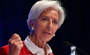 Euro Zone Governments Should Use Budget Measures to Support Growth: Lagarde