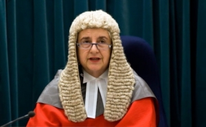Србуи Элиас - армянка, ставшая первой женщиной - Верховным судьей в Новой Зеландии

