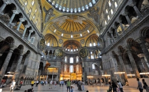 Greece Urges Turkey to Keep Hagia Sophia as Museum