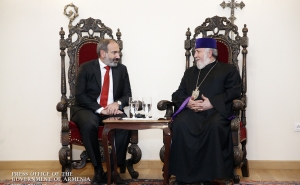  Пашинян направил поздравительное послание Католикосу Всех Армян 