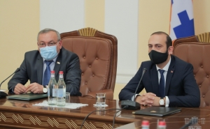  Председателем НС Арцаха встретился с ПМирзояном, руководителями парламентских фракций и председателями комиссий 