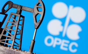 Страны ОПЕК+ договорились об увеличении нефтедобычи на 25% со следующего года
