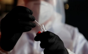  Во Франции выявлен первый случай заражения новым штаммом коронавируса 