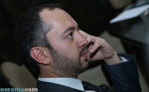  Armenia's PM Replaces Head of his Staff Eduard Aghajanyan with Released Health Minister Arsen Torosyan
 