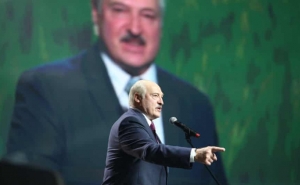  Лукашенко призвал к более тесному экономическому сотрудничеству в ЕАЭС 
