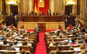  Победу на выборах в Каталонии одержали сторонники единства с Испанией 