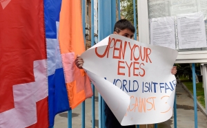  «Վերադարձրեք հայ գերիներին». Լուռ բողոքի ակցիա՝ ՄԱԿ-ի գրասենյակի դիմաց 