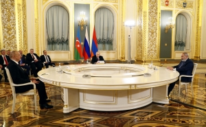  В Москве состоялась встреча премьер-министра Армении, президентов РФ и Азербайджана
 