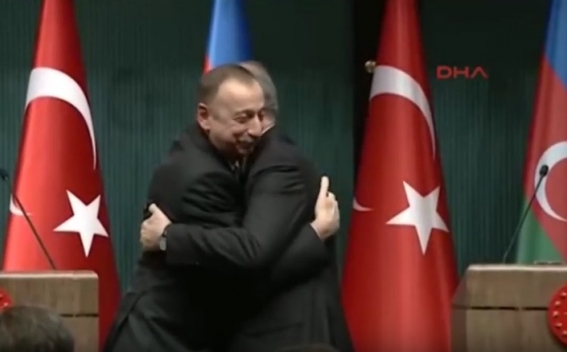 Алиев-Эрдоган: гора не идет к Магомету - Магомет идет к горе