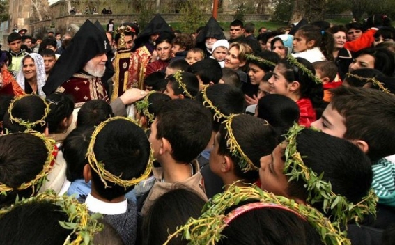 Ծաղկազարդ. Հիսուսի հաղթական մուտքը Երուսաղեմ