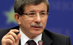 Davutoğlu Compared Netanyahu with Terrorists 