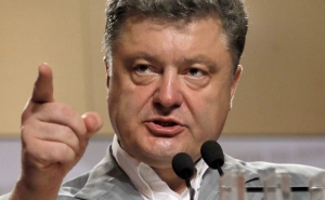 NATO should Provide Ukraine with Modern Weapons: Poroshenko 