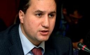 Tigran Balayan. Aliyev refused to commit to principle of non use of force