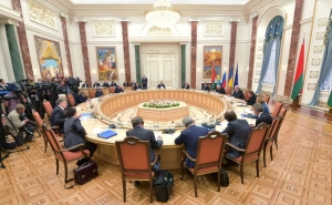 Մինսկում բանակցությունները շարունակվում են