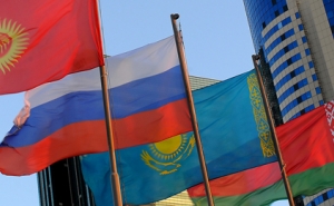 Кыргызстан к 9 мая завершит процедуры по вхождению в ЕАЭС