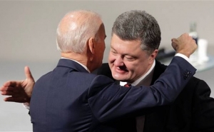Is It a Step Back? Poroshenko Asks for Military Assistance from Biden