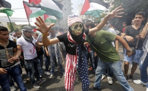US Demanded Compensation from the Palestinians