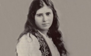 Armenian Translation of "Ravished Armenia" Book